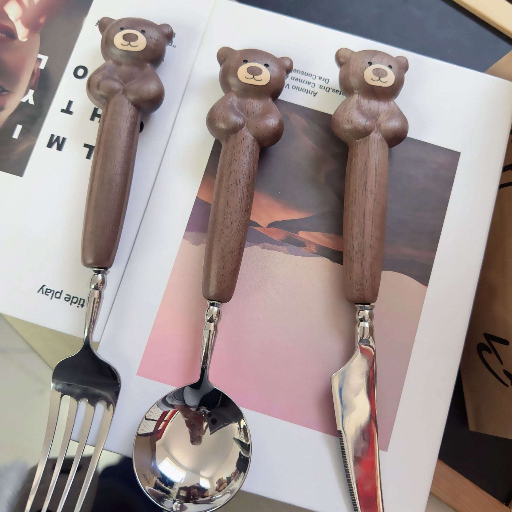 Black Walnut Western Cutlery Set – Bear Design