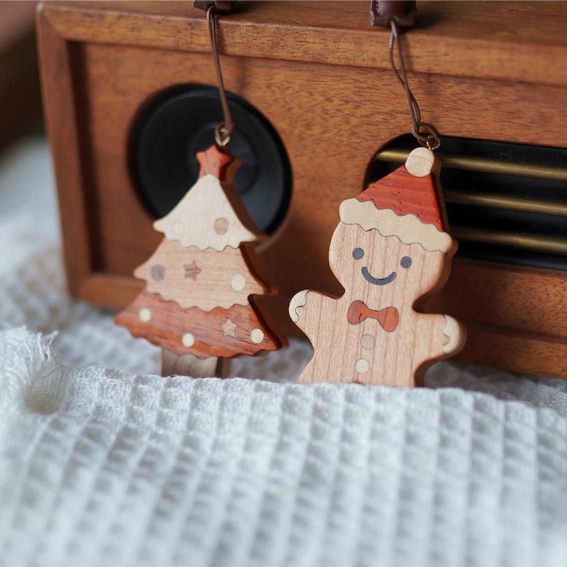 Christmas Tree Keychain