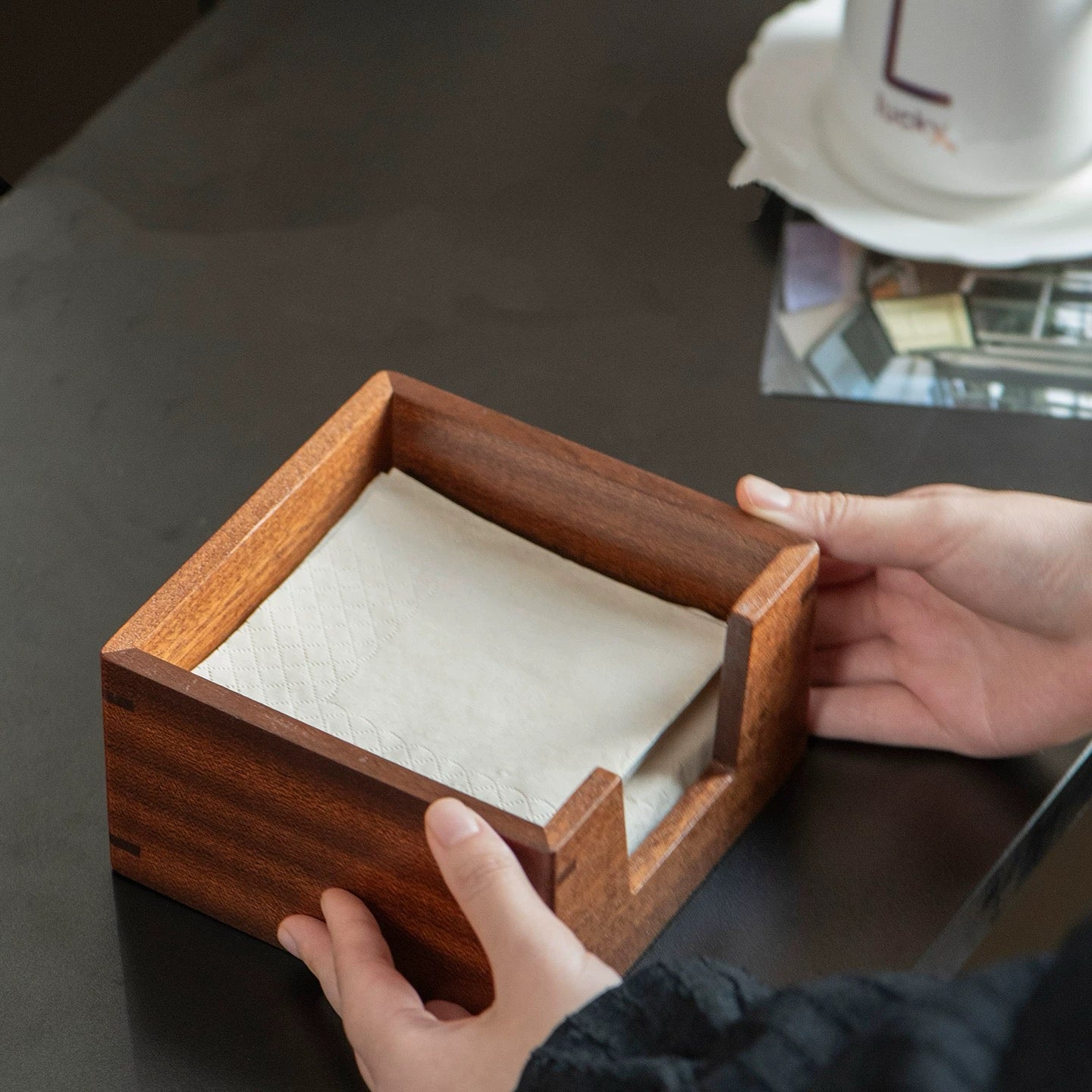 Minimalist cube tissue box