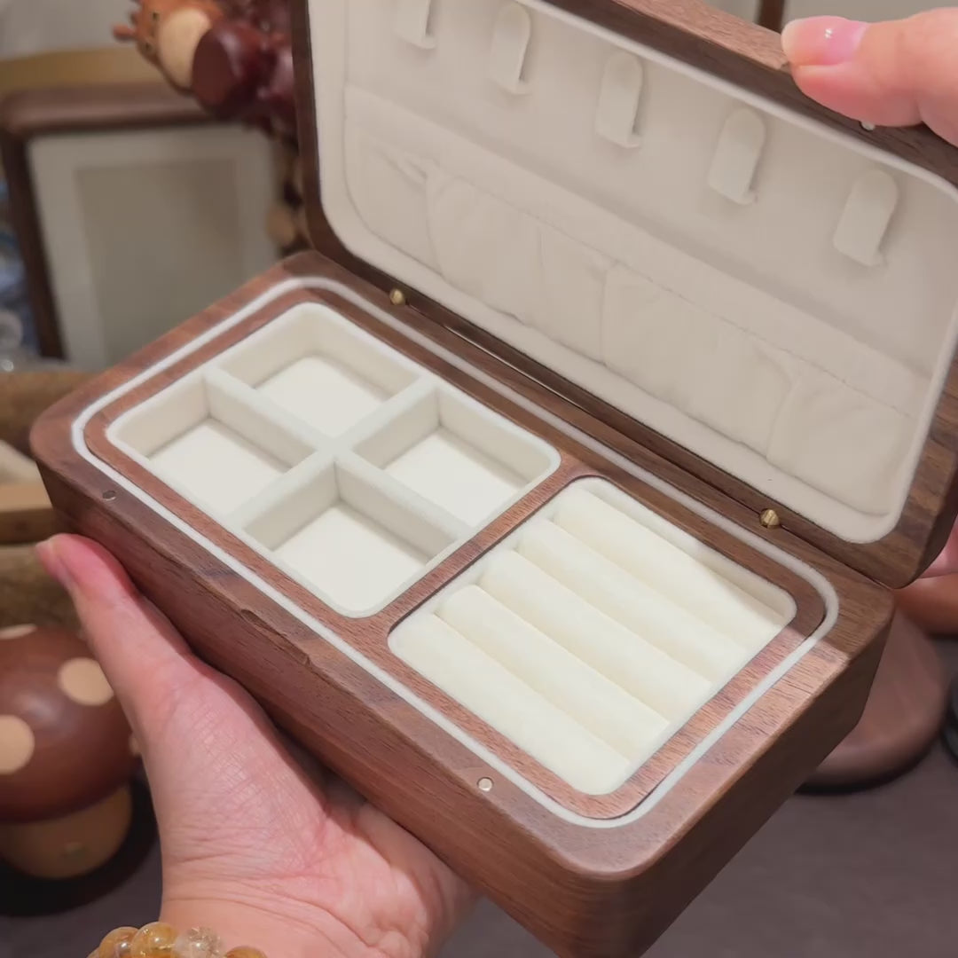 Elin Walnut Velvet Double-Layer Jewelry Box