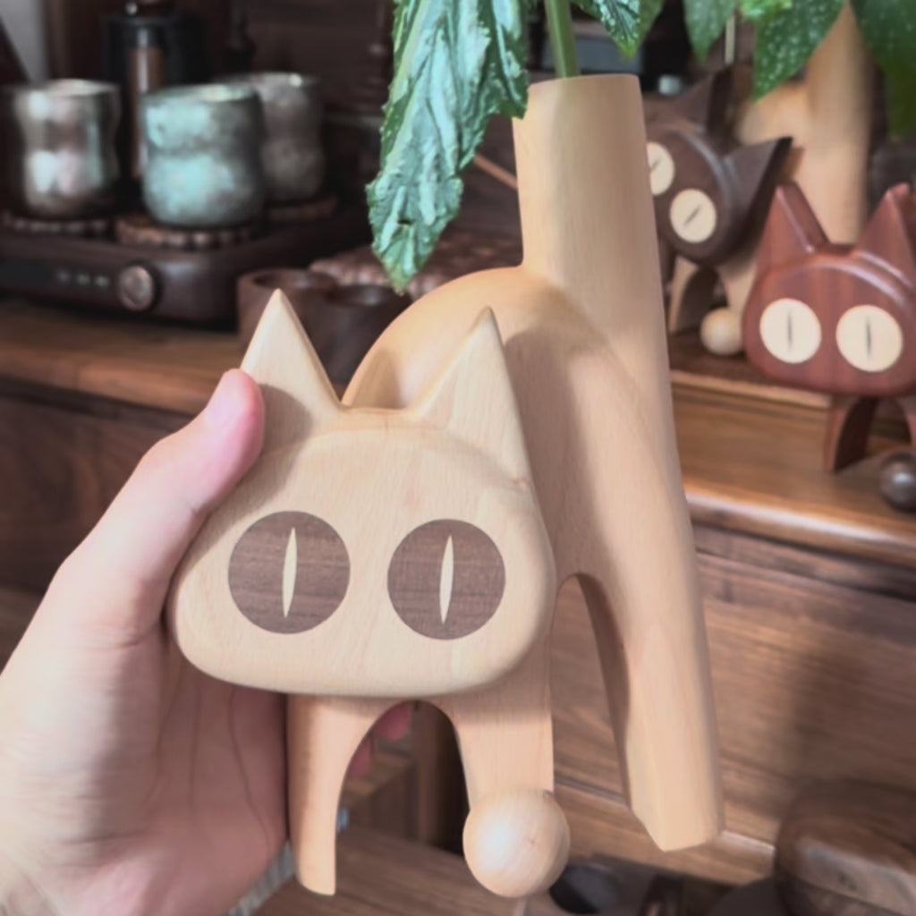 Meow Design Natural Wood Flower Vase